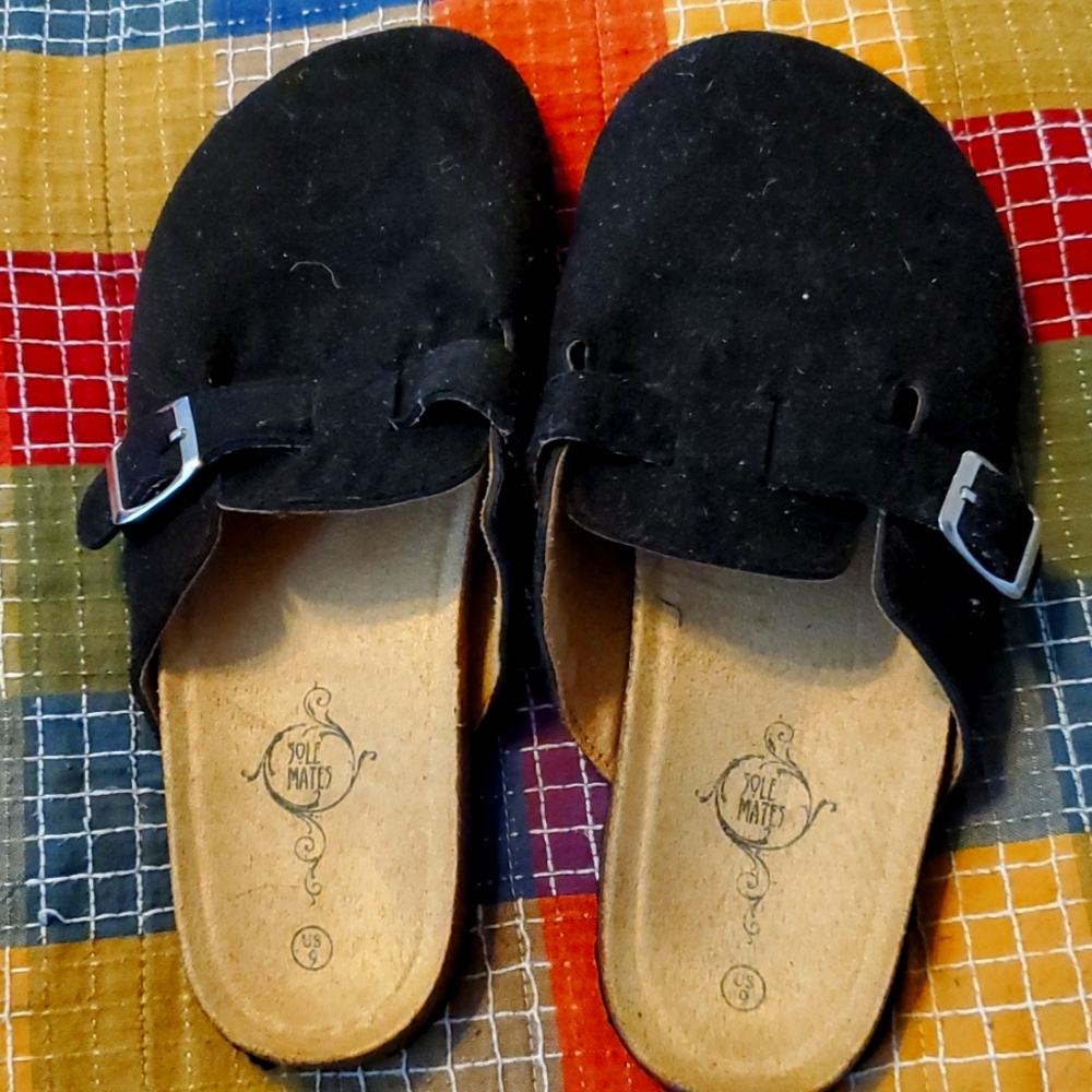 Women's slip on shoe